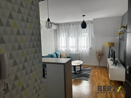 Novo Naselje | 4zida.rs