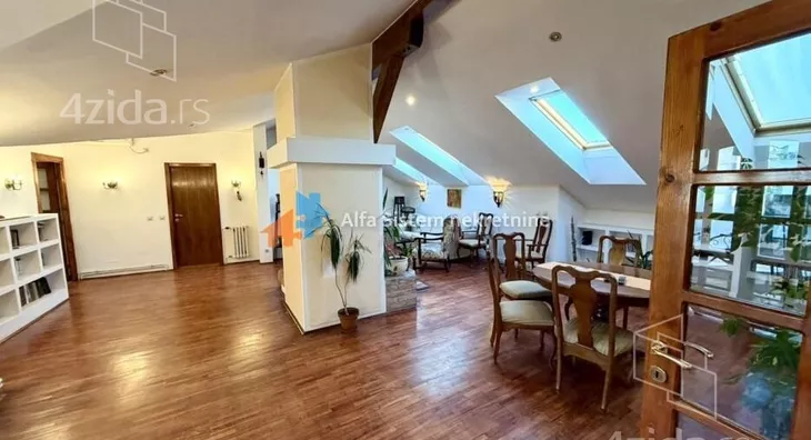 Petosoban stan | 4zida