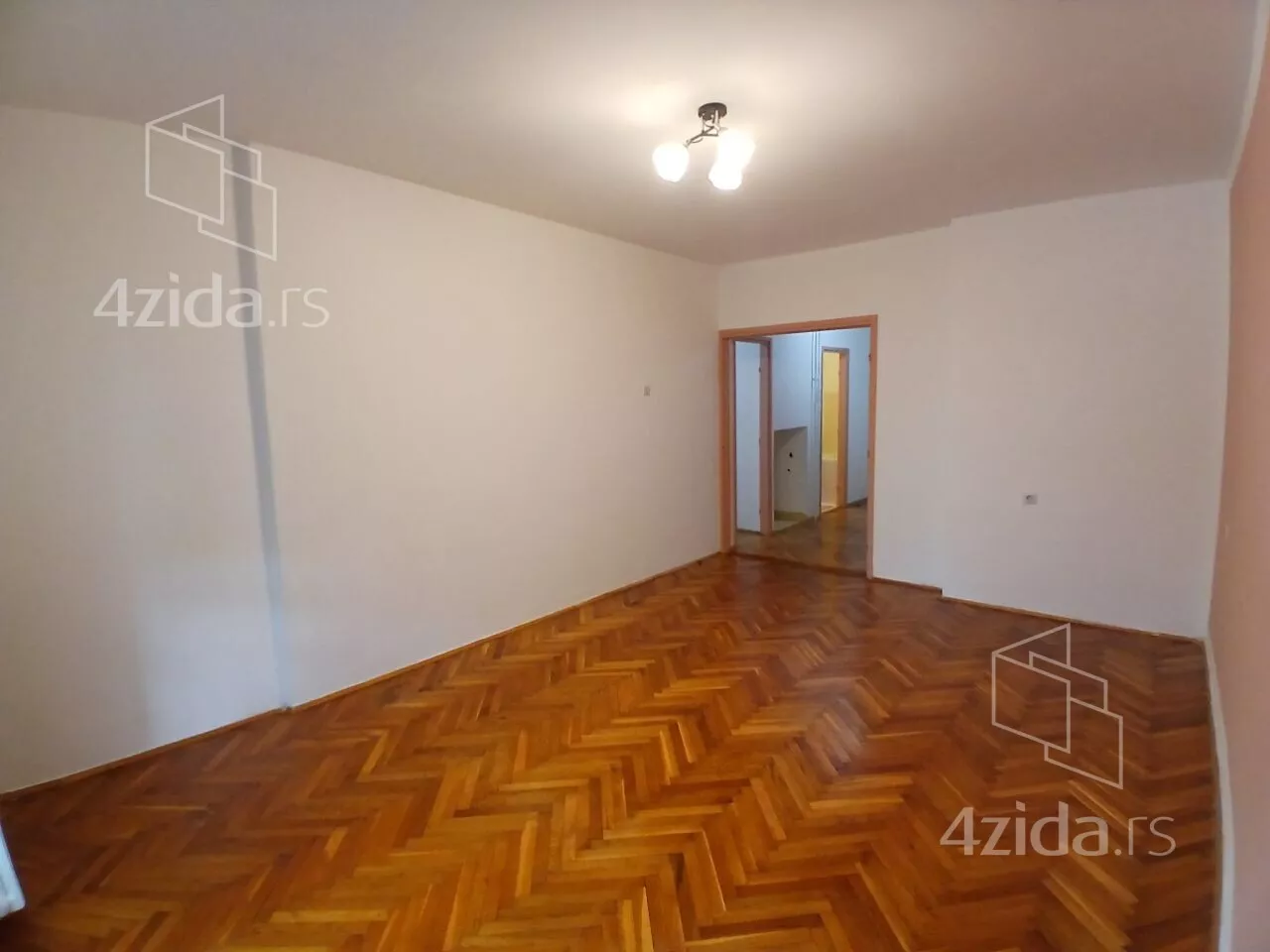Two-room apartment for rent, Ilije Garašanina 4, 300€, 54m² — photo