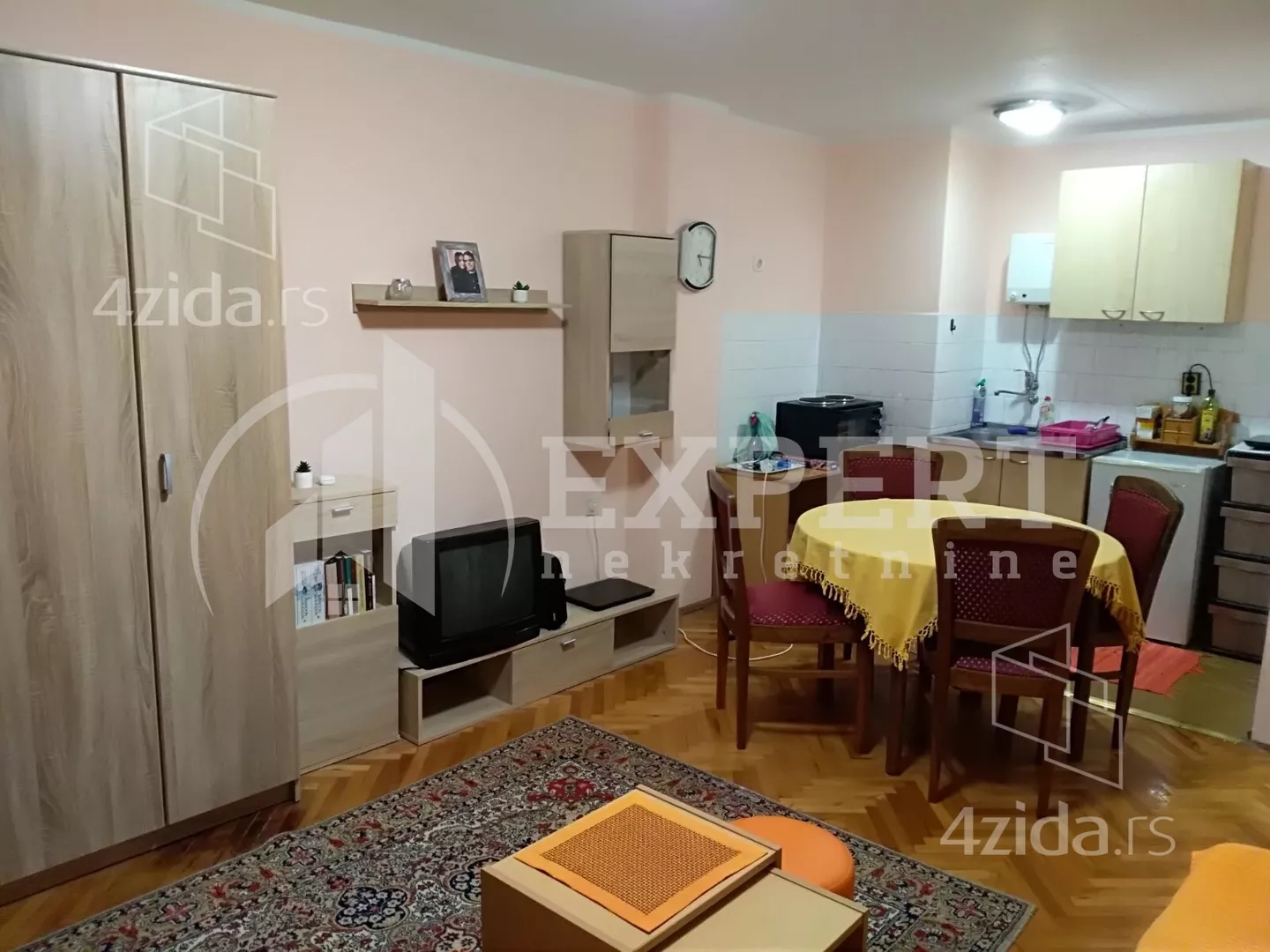 Garsonjera | 4zida