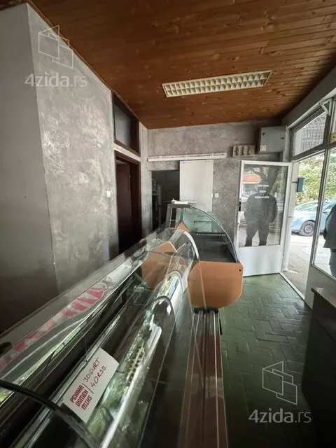 Lokal | 4zida
