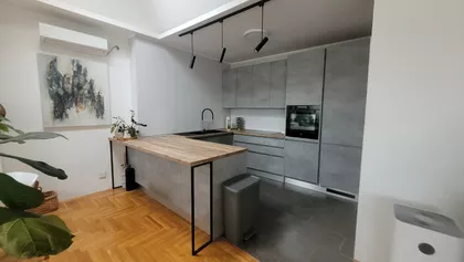 Cara Lazara | 4zida.rs