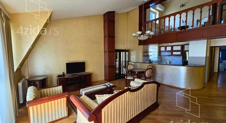 Petosoban stan | 4zida