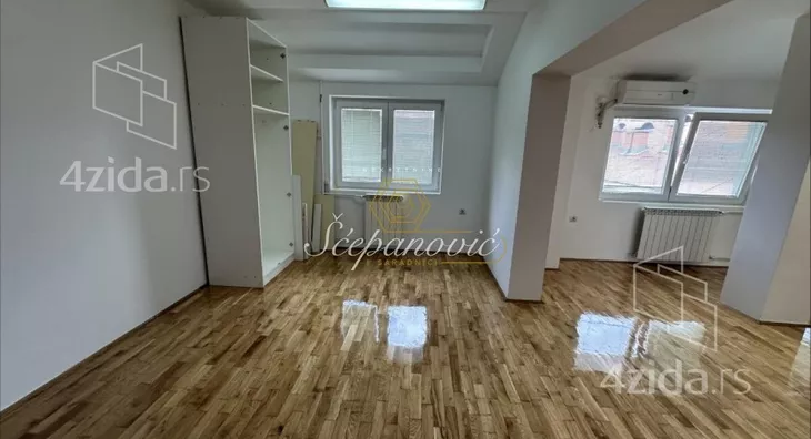 Kancelarija | 4zida