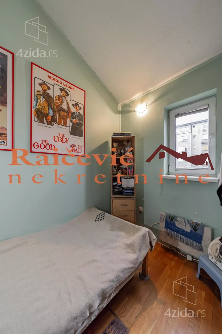 Četvorosoban stan | 4zida