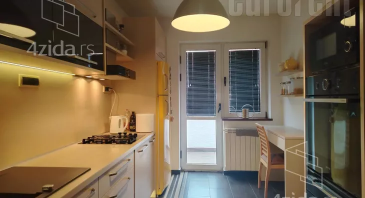 4-etažna kuća | 4zida