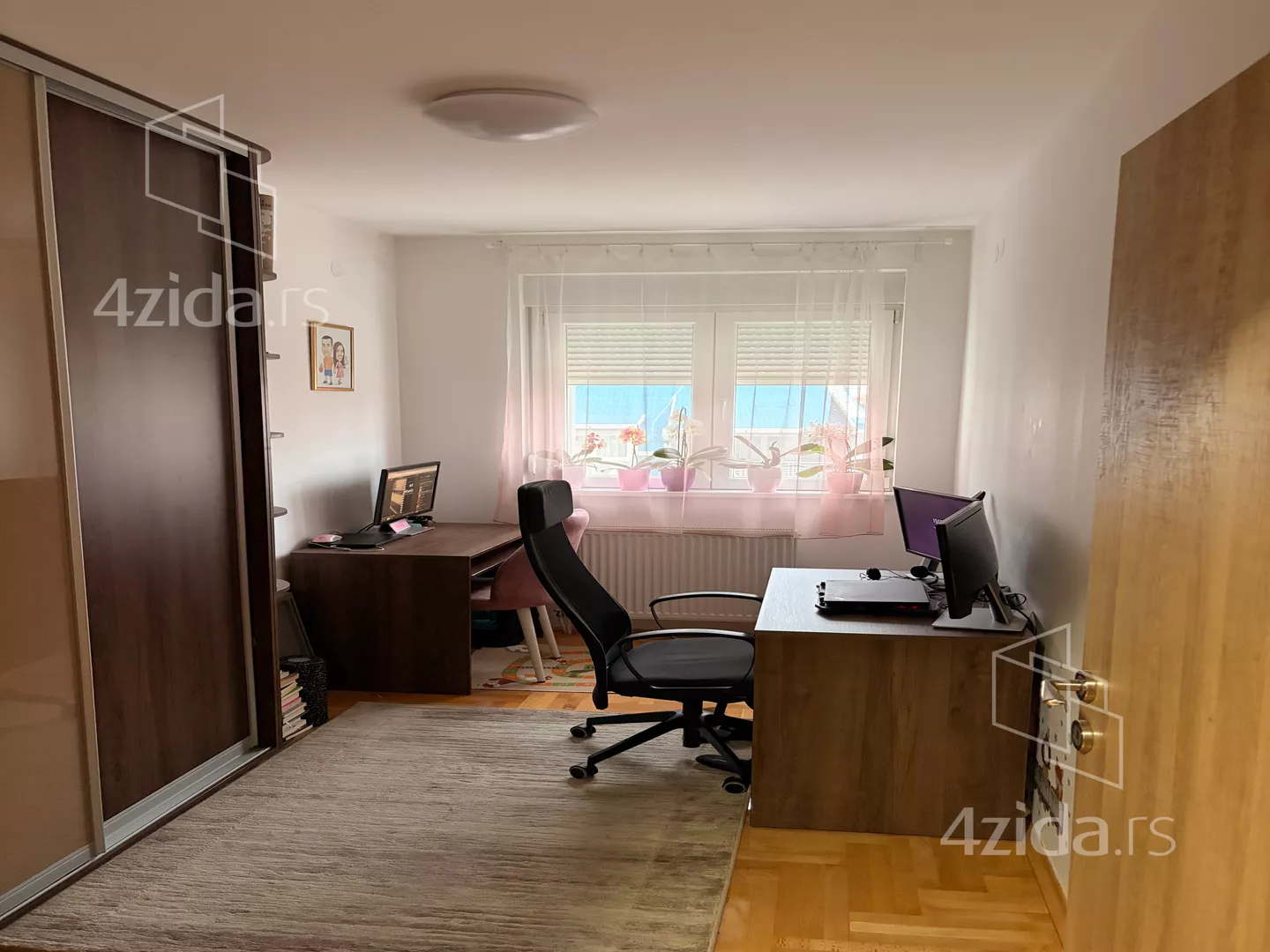 Dvoiposoban stan | 4zida