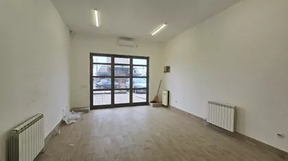 Mali Mokri Lug | 4zida.rs