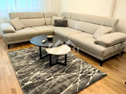 Rumenački put | 4zida.rs