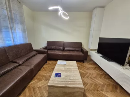 Braće Jovanovića 10 | 4zida.rs