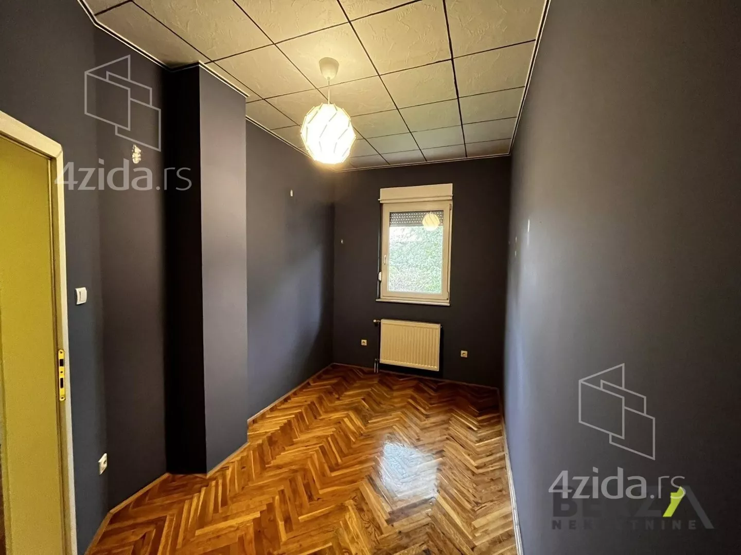 Četvoroiposoban stan | 4zida