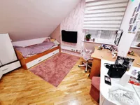 Petoiposoban stan | 4zida