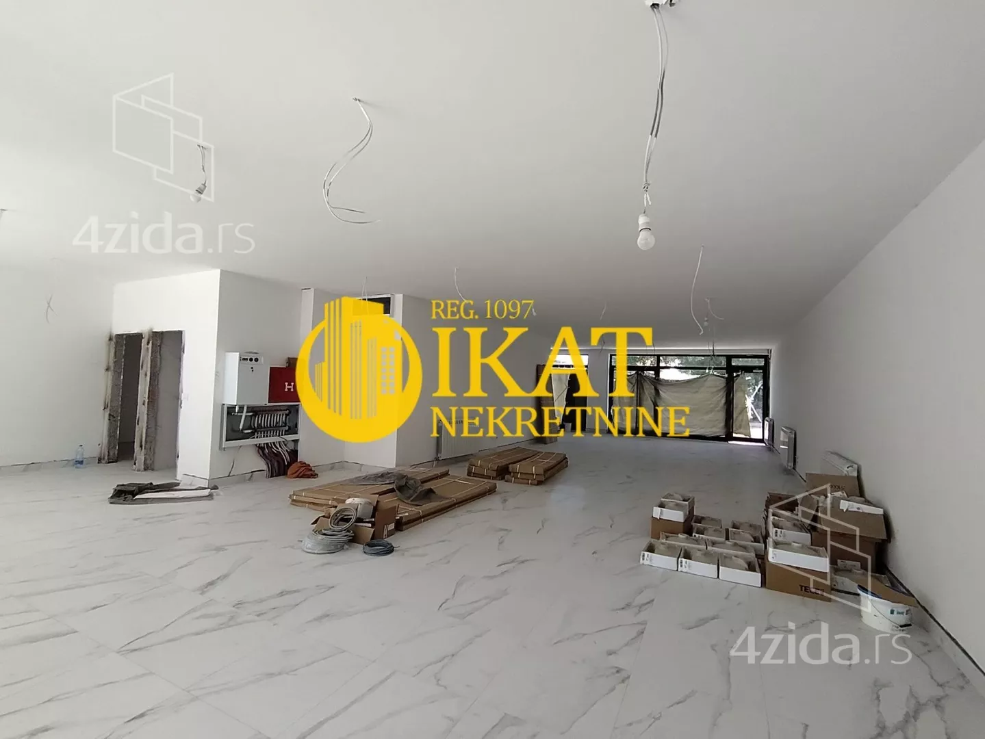 Lokal | 4zida
