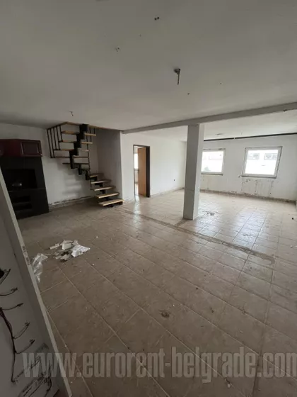 BATAJNICA | 4zida.rs