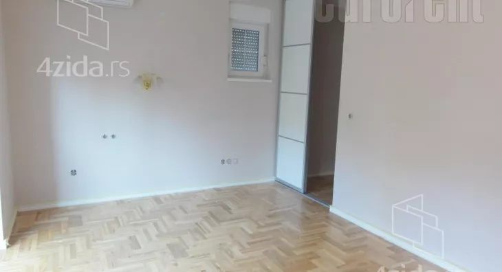 4-etažna kuća | 4zida