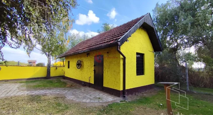 Ugostiteljski objekat | 4zida