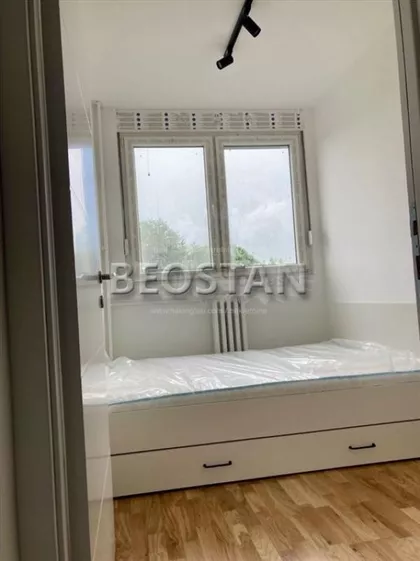 Pariske Komune | 4zida.rs