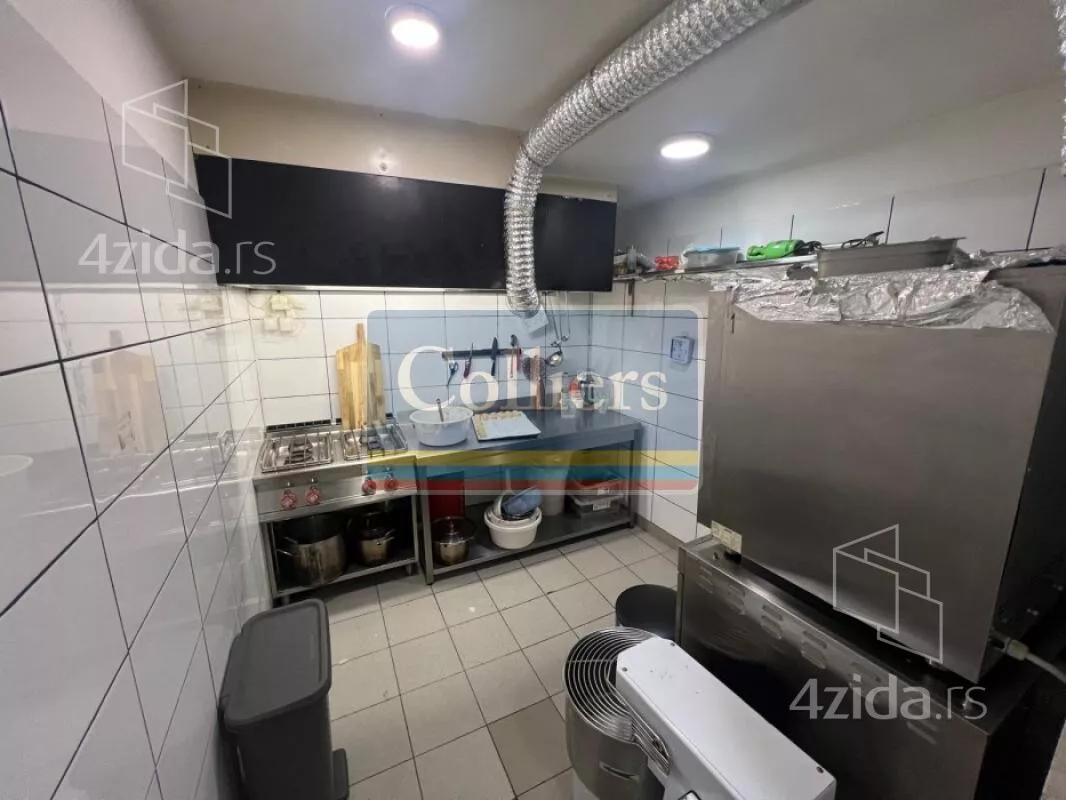 Lokal | 4zida