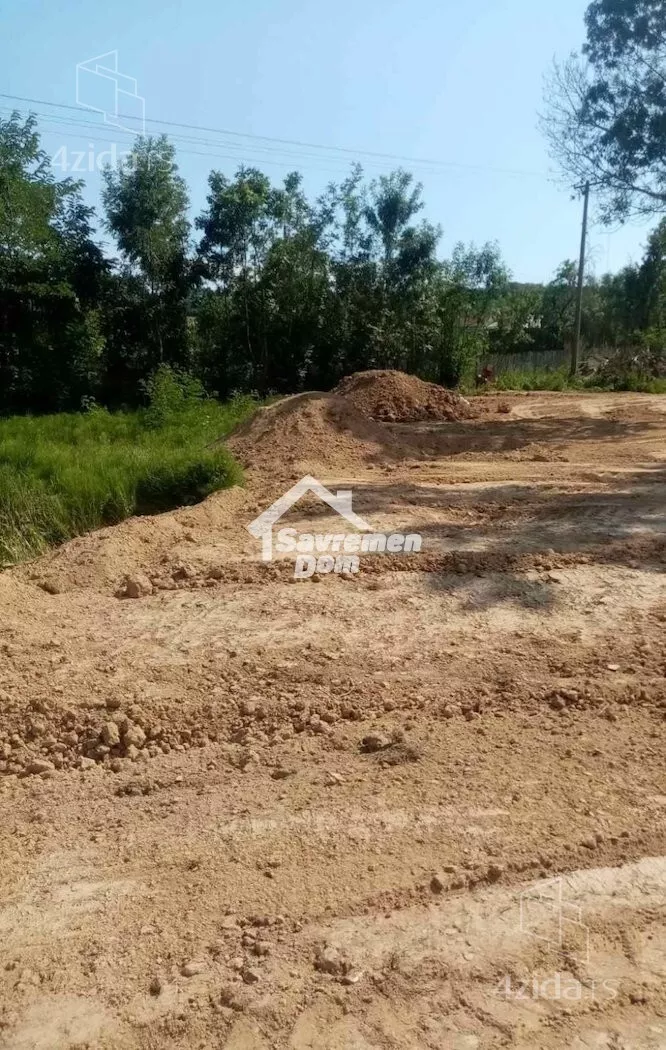 Građevinsko zemljište | 4zida