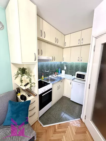 Nova Detelinara | 4zida.rs