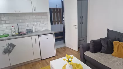 Nemanjina 24 | 4zida.rs