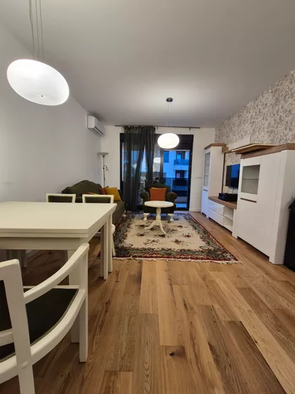 Karađorđeva | 4zida.rs