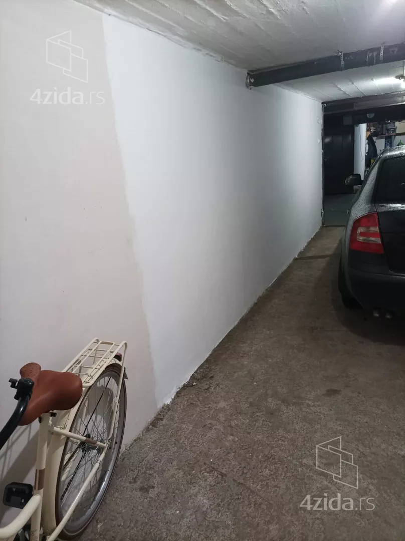 Garaža | 4zida