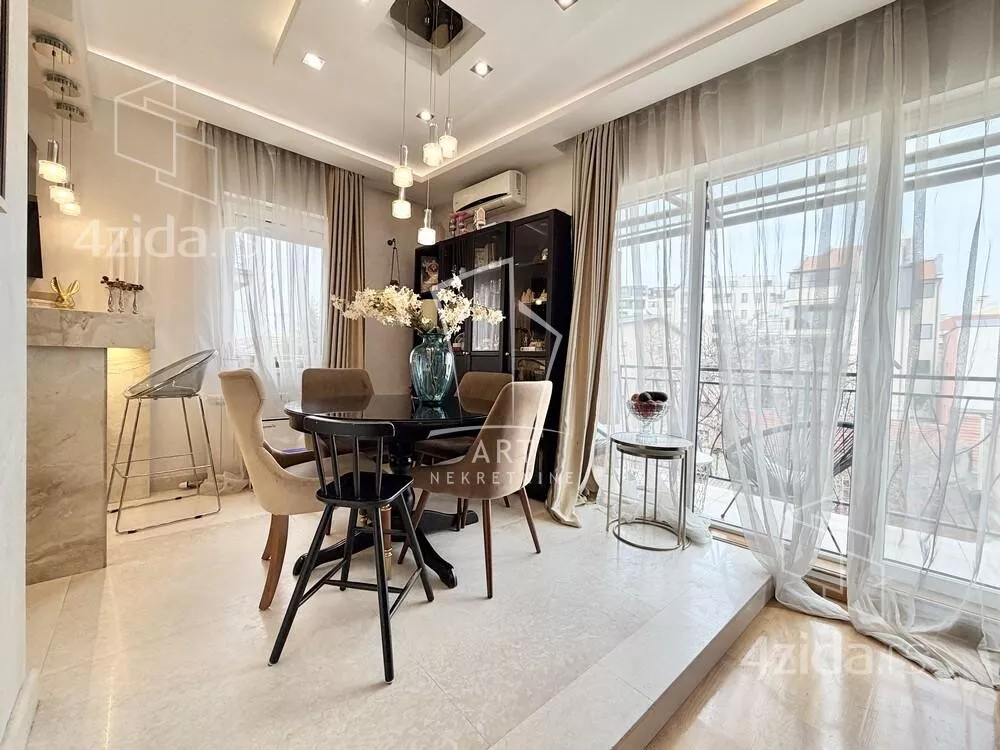 Troiposoban stan | 4zida