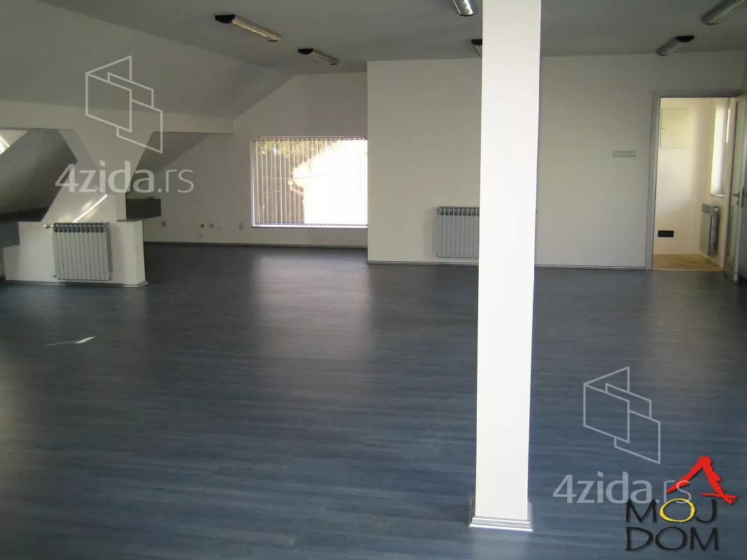 Poslovni prostor | 4zida