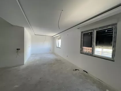 Lenjinova | 4zida.rs