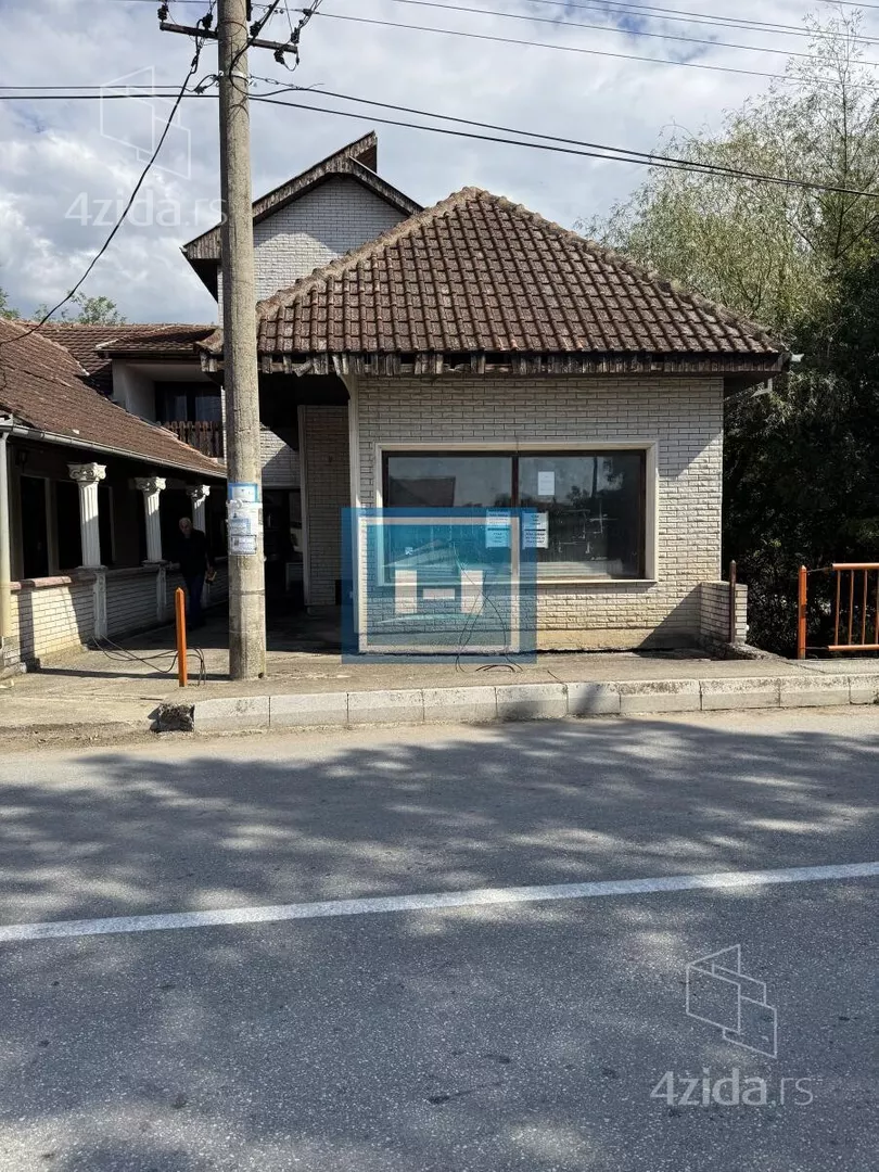 Poslovni prostor | 4zida