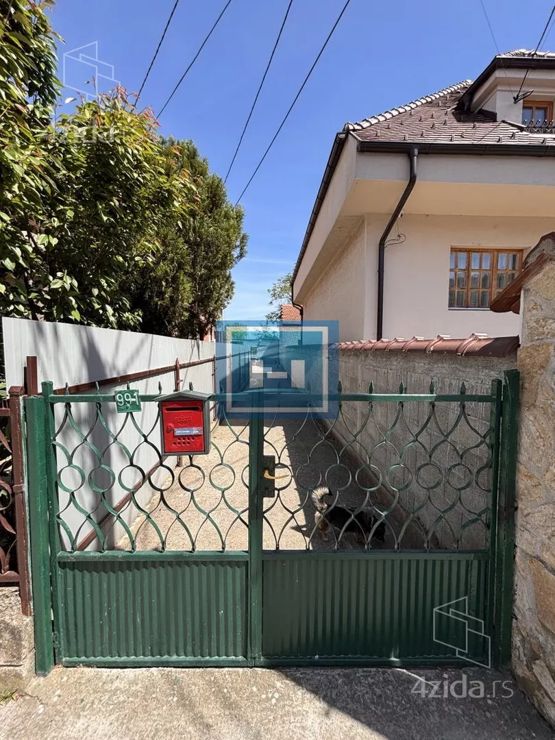 Kuća | 4zida