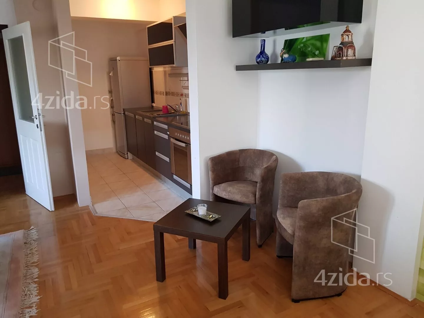 Dvoiposoban stan | 4zida