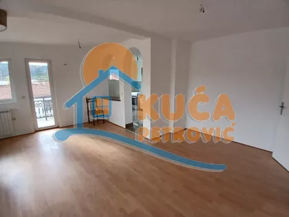 Bulevar svetog cara | 4zida.rs