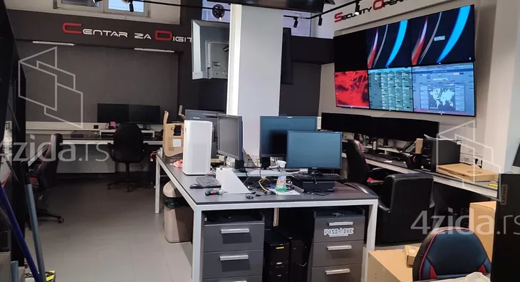 Poslovni prostor | 4zida