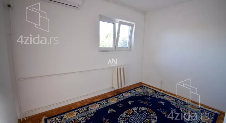 5-etažna kuća | 4zida