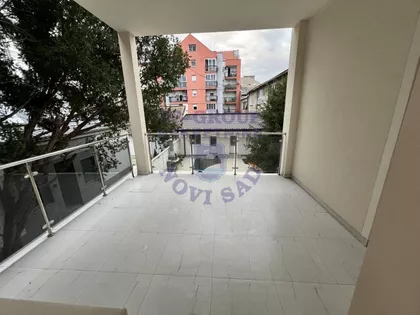Jovana Subotića | 4zida.rs