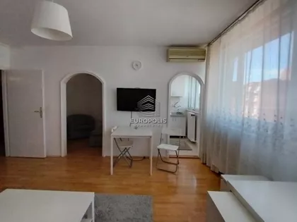 Pariske komune | 4zida.rs