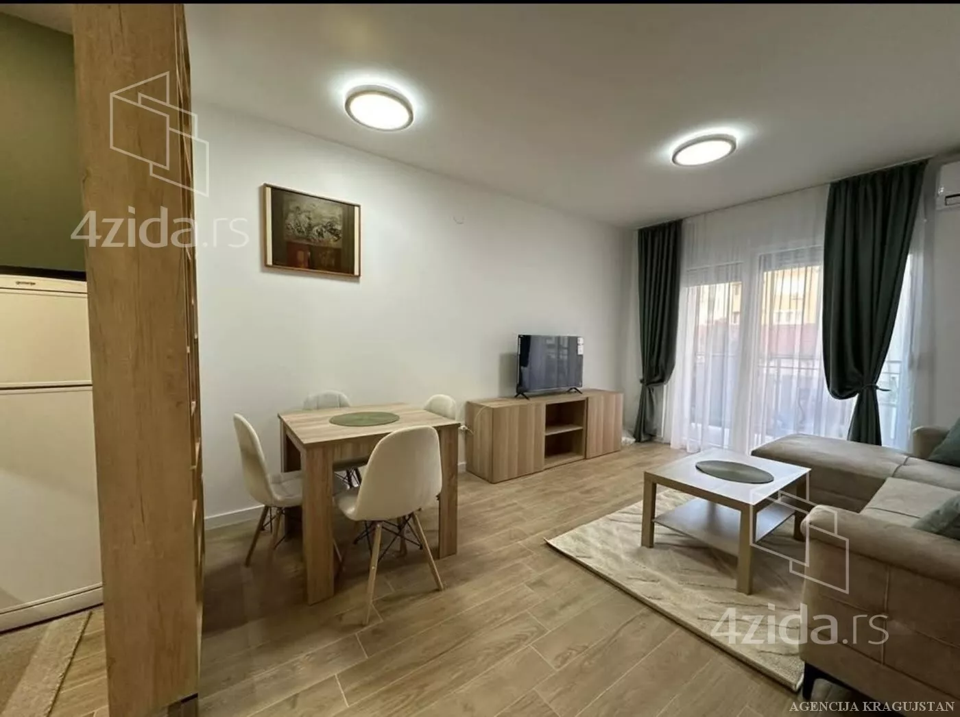 Jednoiposoban stan | 4zida