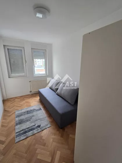 Gundulićeva | 4zida.rs