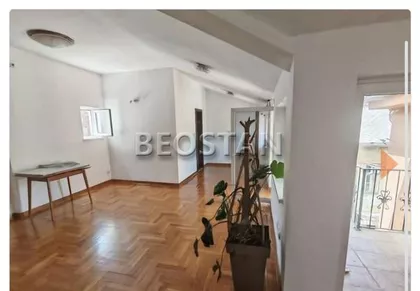 Veliki trg | 4zida.rs