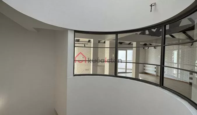 Poslovna zgrada | 4zida