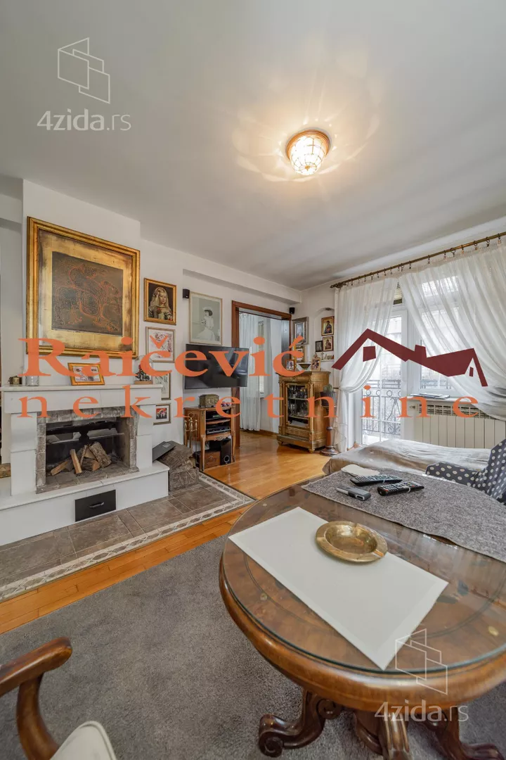 Petosoban stan | 4zida