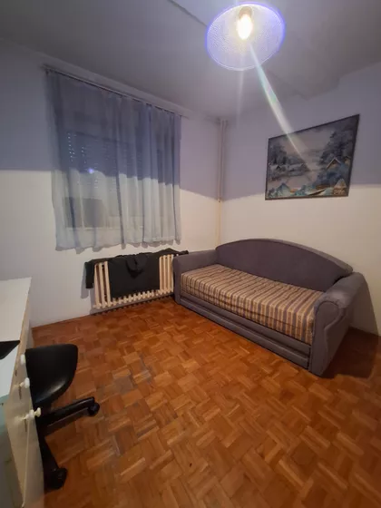 Železnička 36 | 4zida.rs