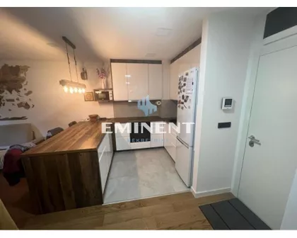 22. oktobra | 4zida.rs