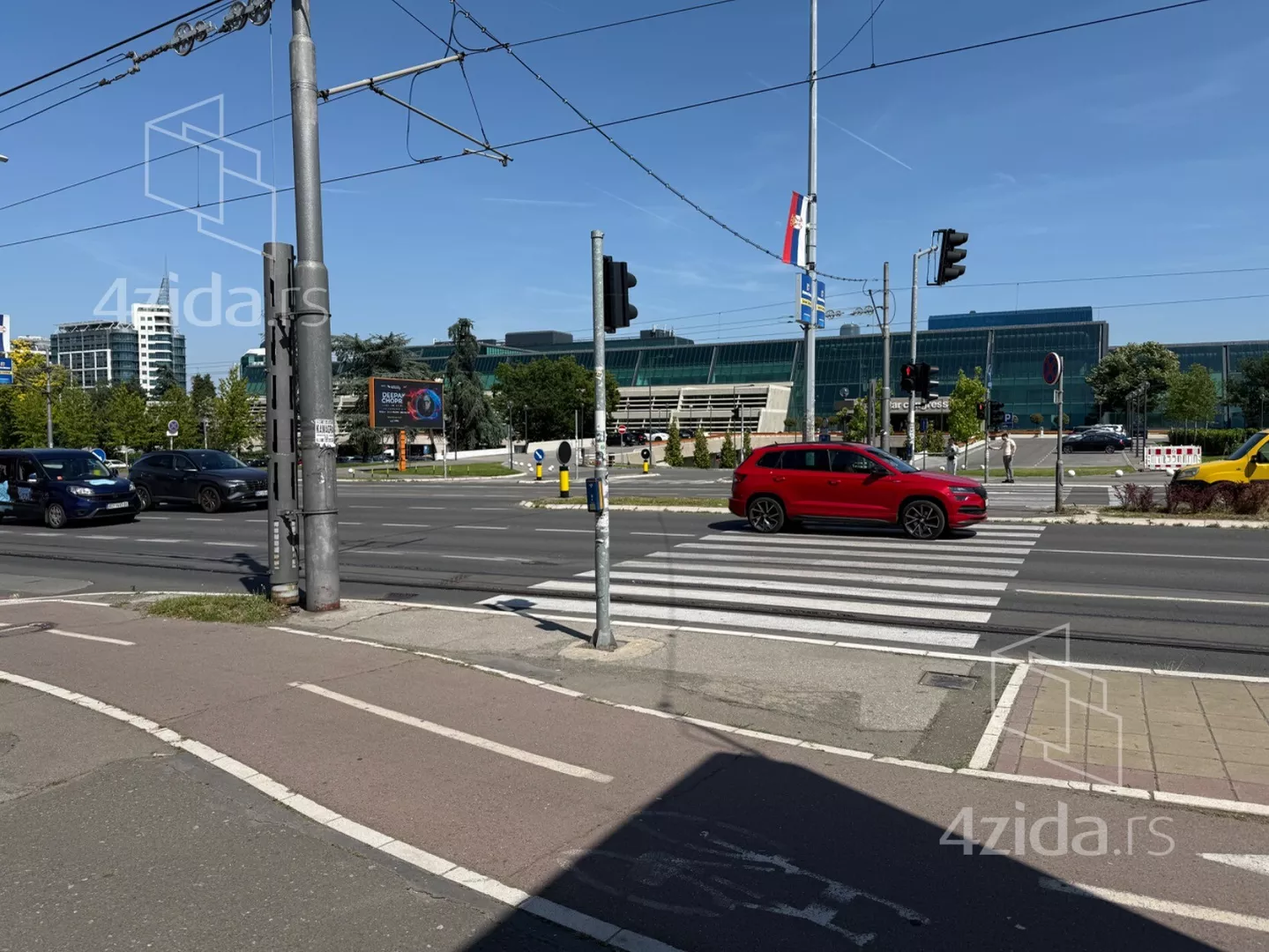 Garaža | 4zida