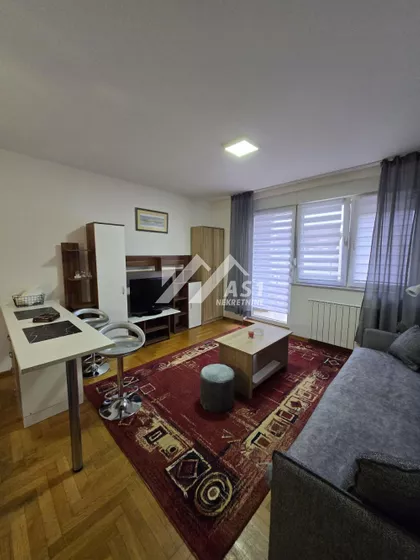 Cara Dušana | 4zida.rs