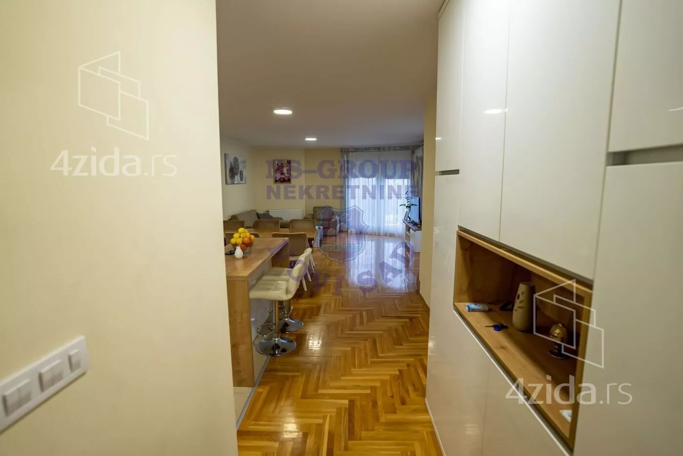 Četvorosoban stan | 4zida