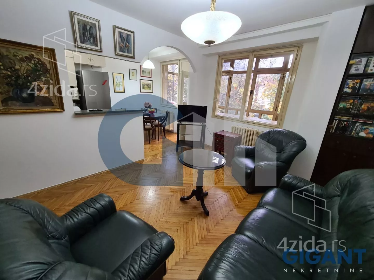 Troiposoban stan | 4zida