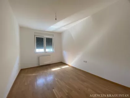 Centar preko Lepenice | 4zida.rs